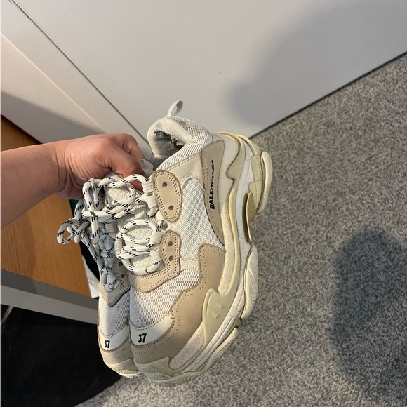 For Sale: Balenciaga Triple S Sneakers - Beige, Size 39 - Picture 6 of 11